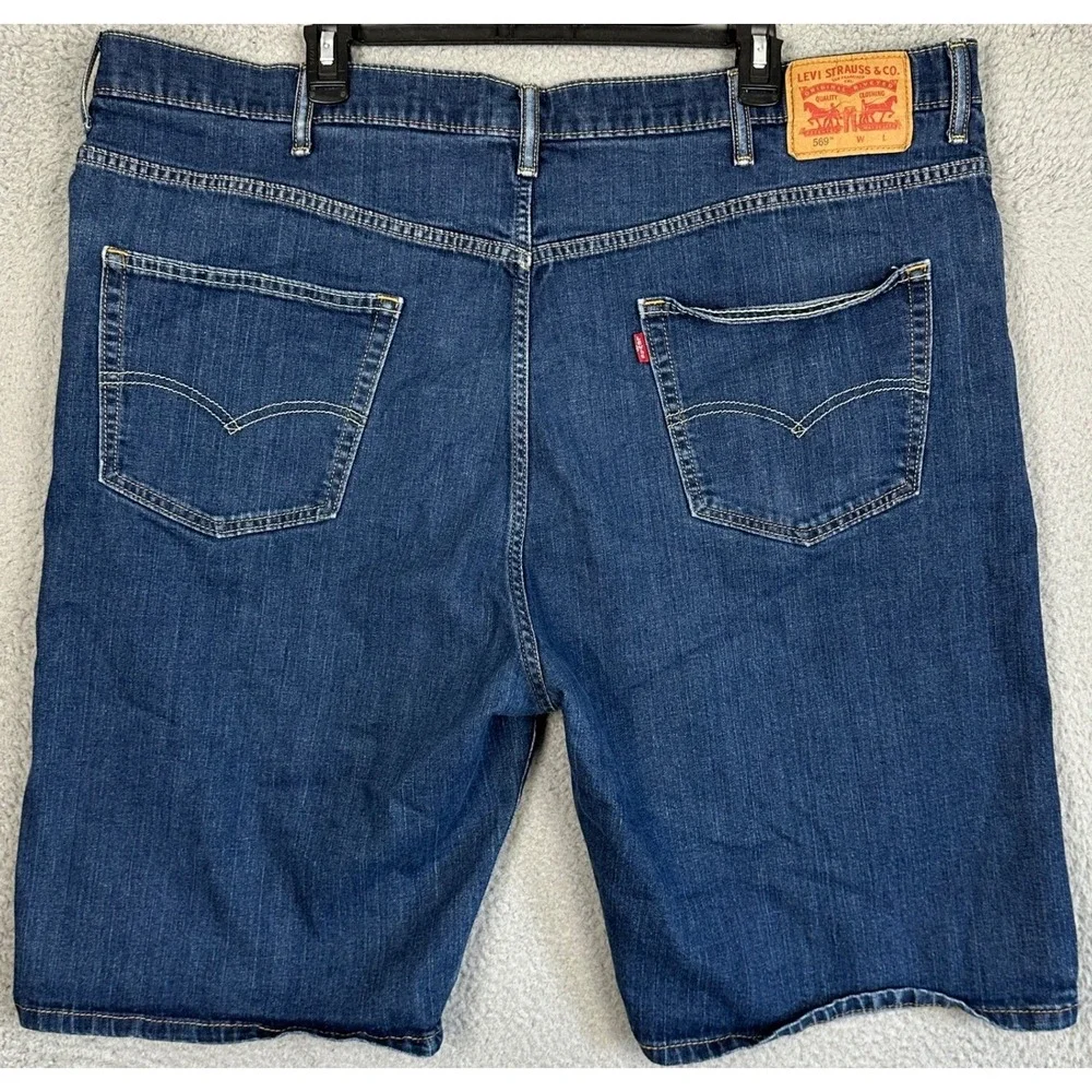 Levis 569 Shorts Mens 46 Blue Denim Loose Straight Distressed 5-Pocket Stretch